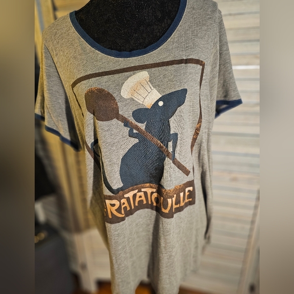Torrid Disney/Pixar Ratatouille Soft tee - Picture 2 of 4